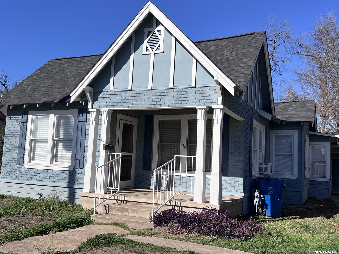 215 Jennings — photo