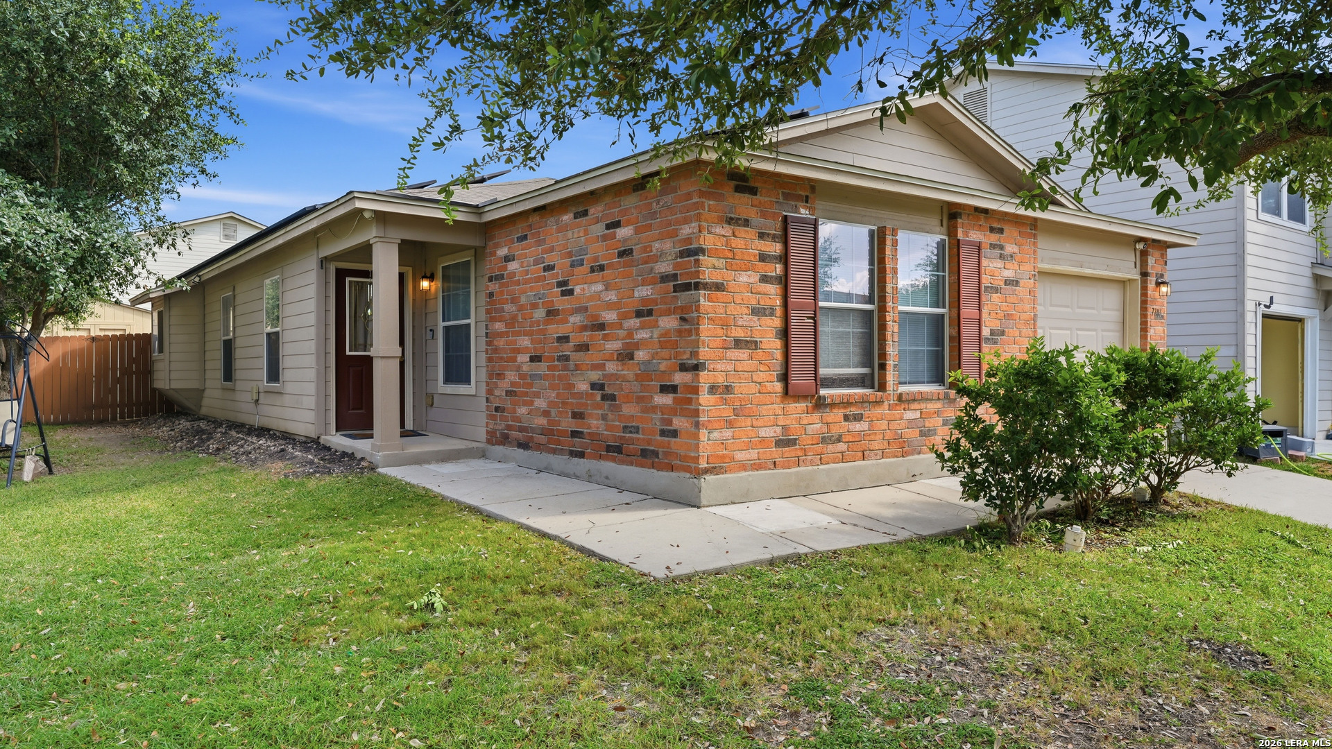 7703 Arabian Creek — photo