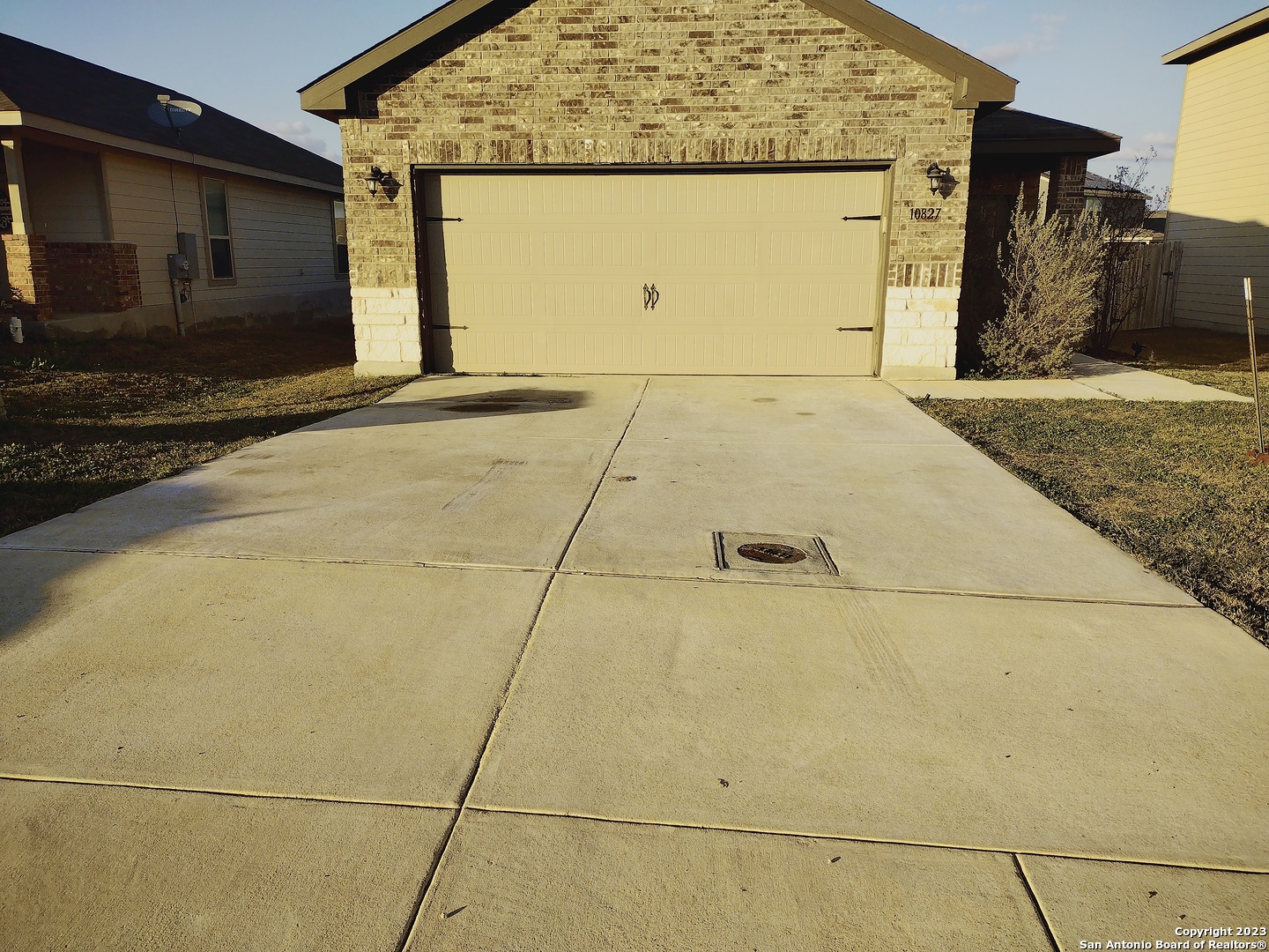 10827 Airmen Drive — photo