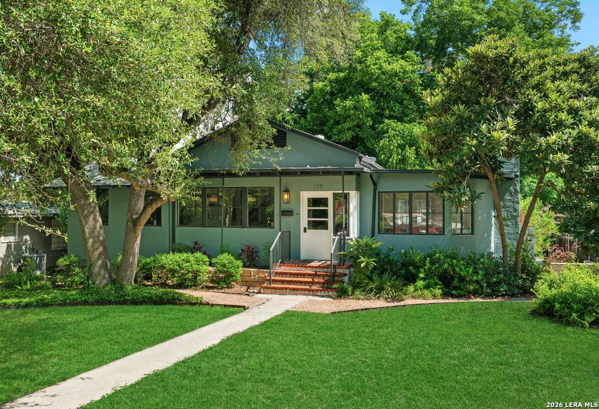 105 Zambrano — photo