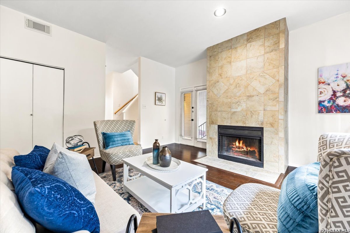 8642 Fredericksburg Road 704 — photo