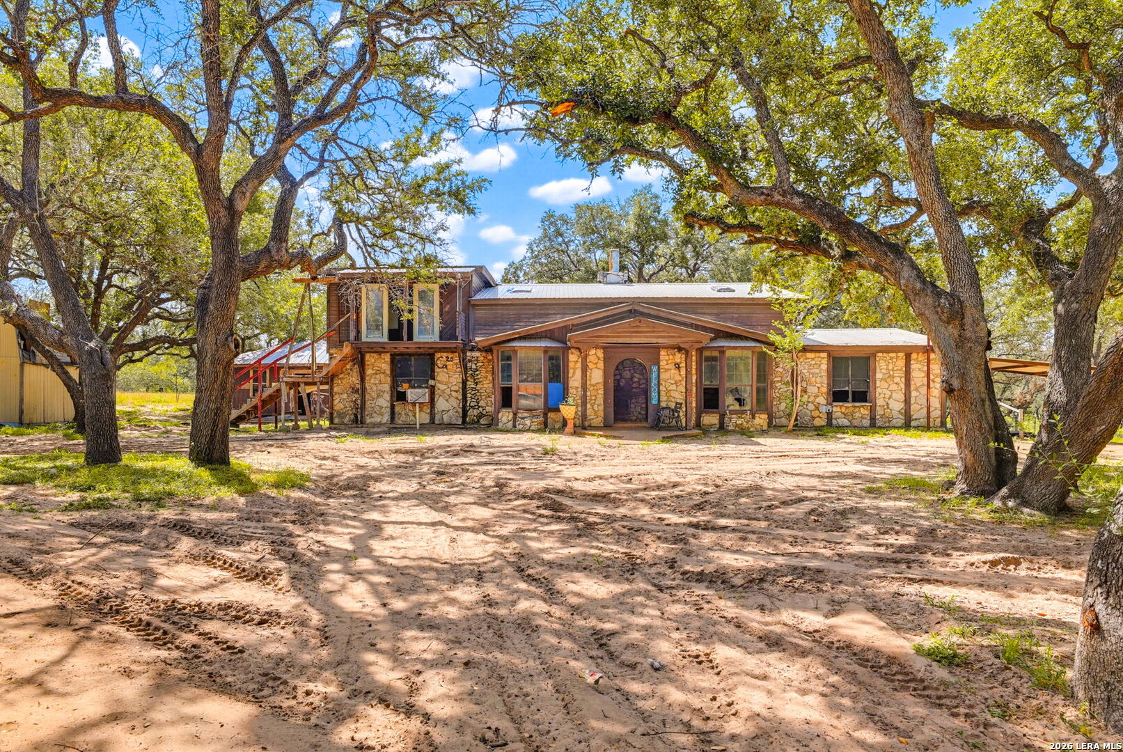 339 Shady Oaks Drive — photo