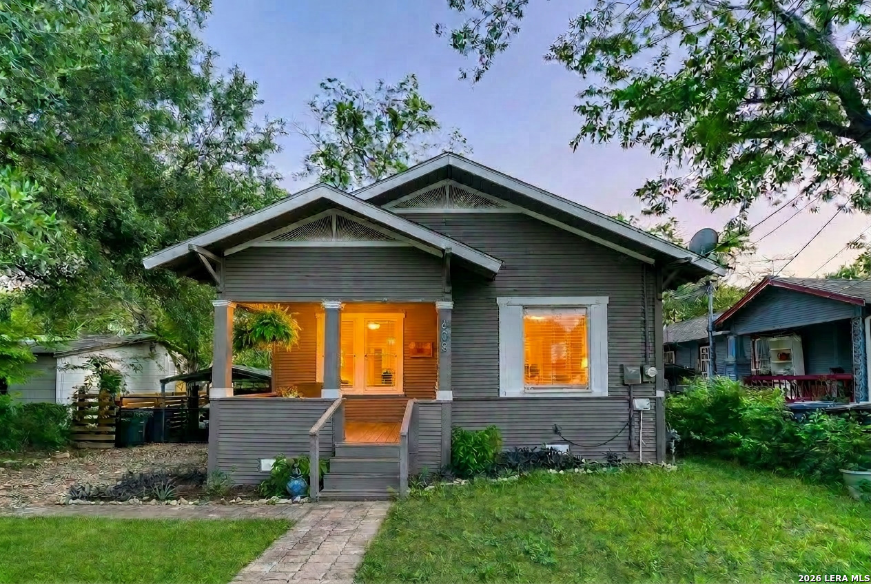 608 E Mistletoe Avenue — photo