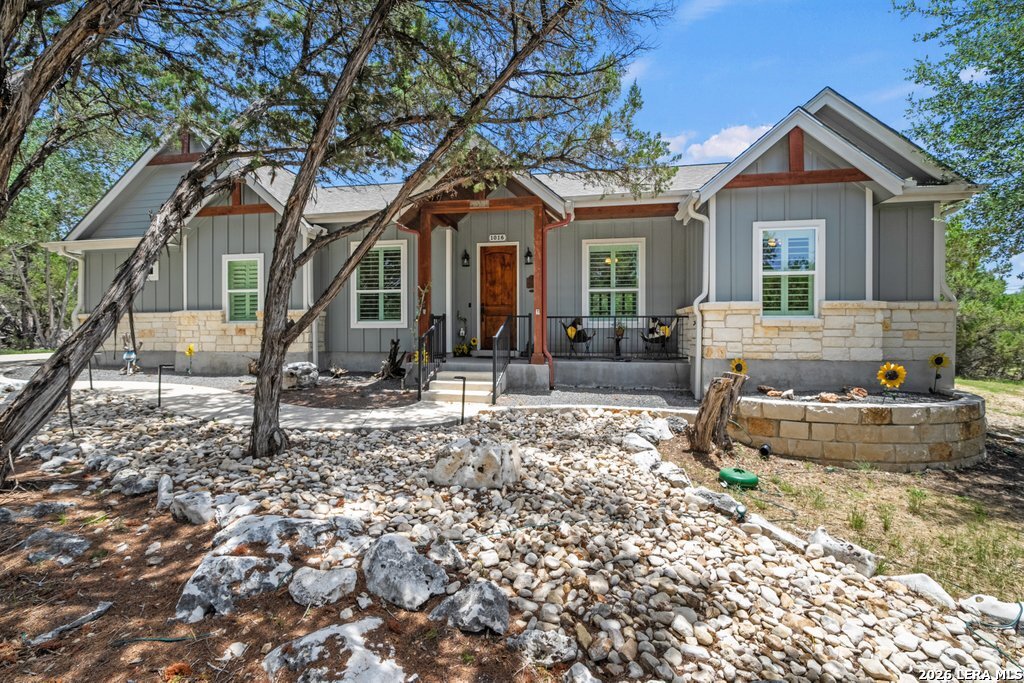 1016 Happy Hollow Drive — photo