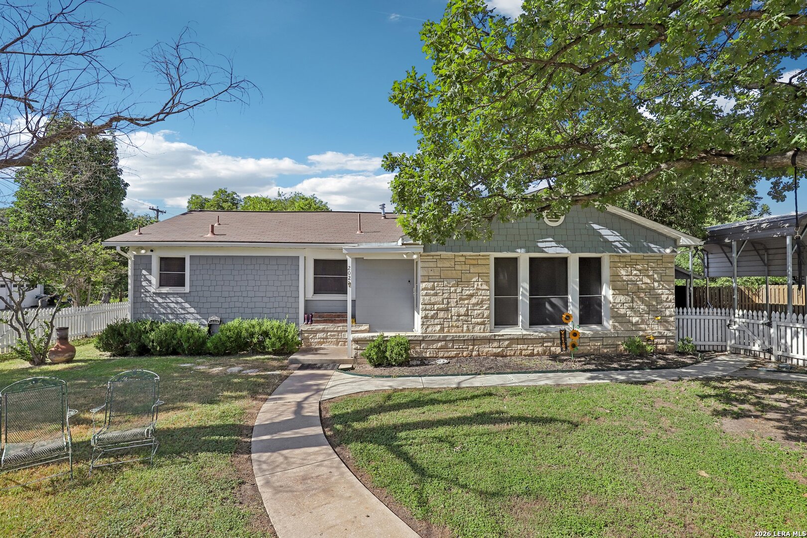 202 Sutton Drive — photo