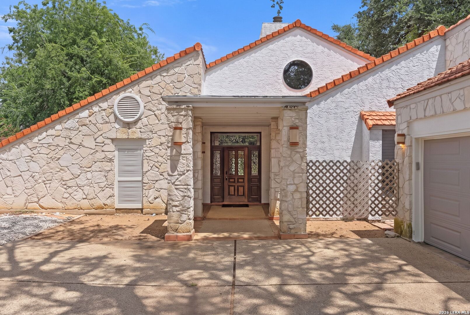 3915 Hunters Crest Street — photo