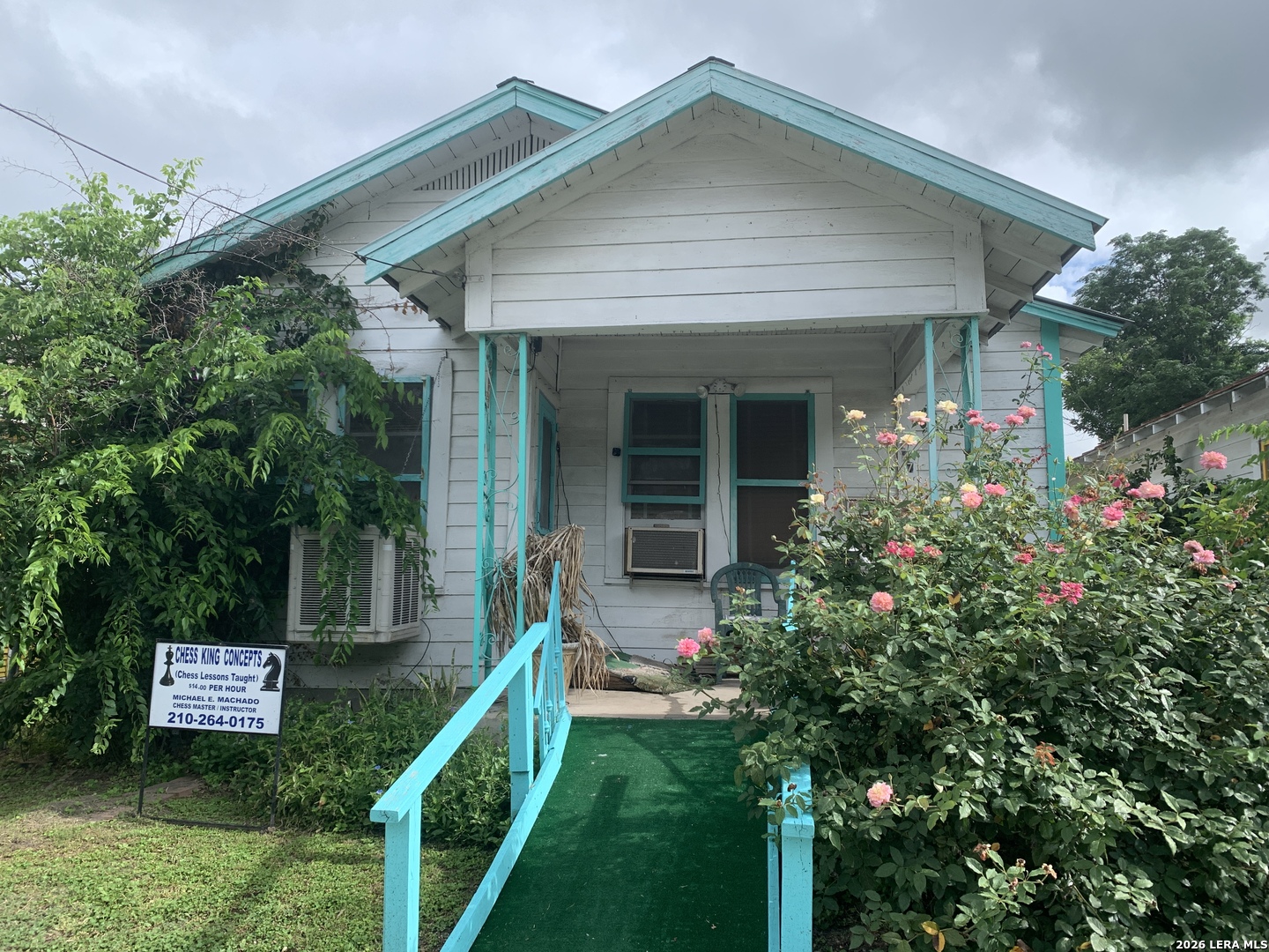 247 W Theo Avenue — photo