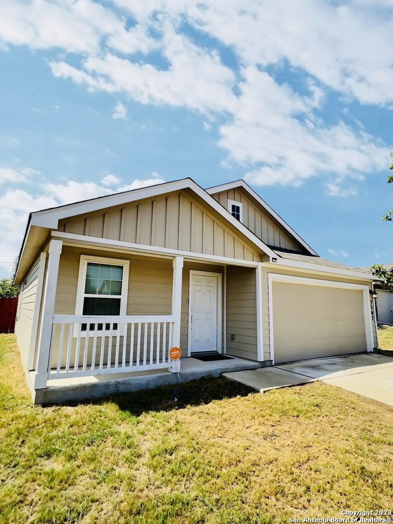 7507 Vista Grv — photo