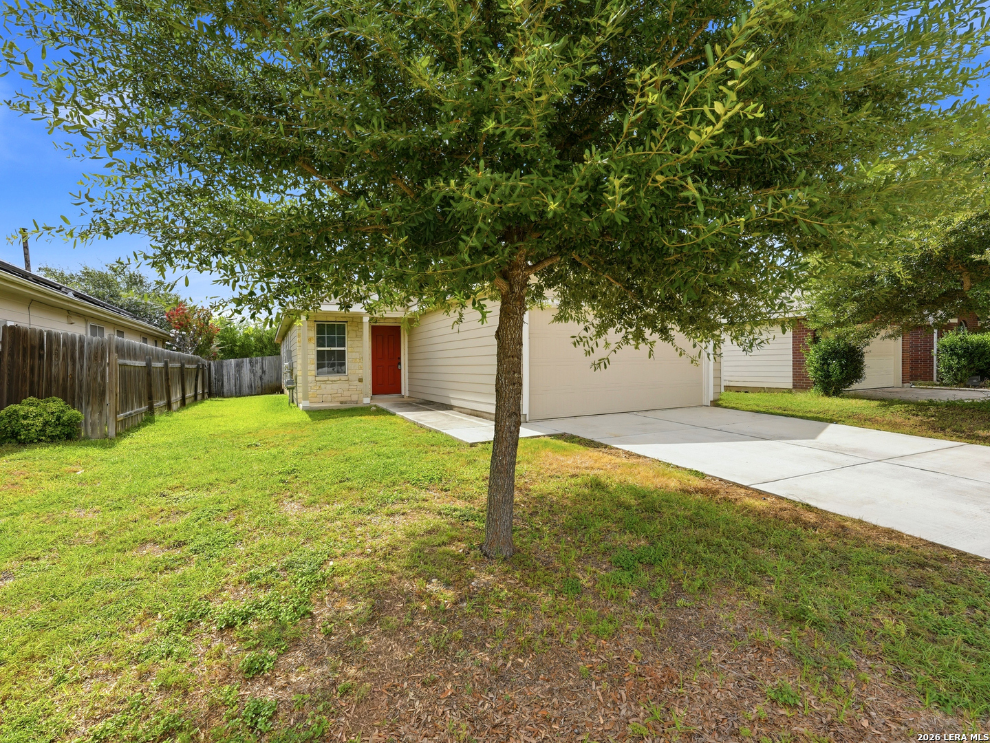 4714 Everett Loop — photo