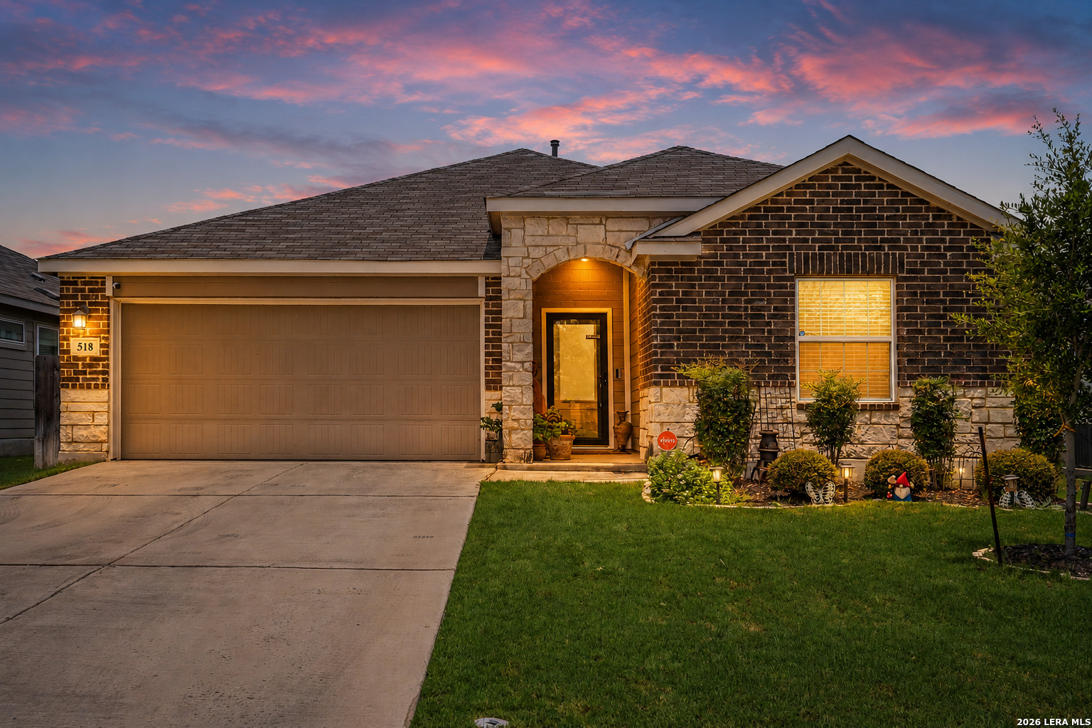 518 Moonvine Way — photo
