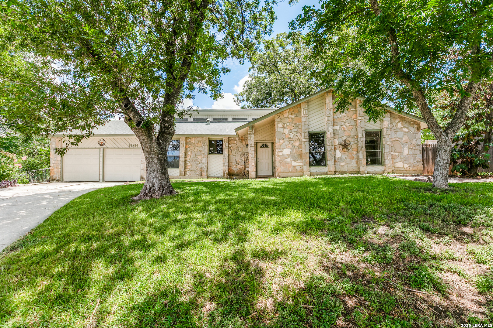 14414 Ledgewood Street — photo