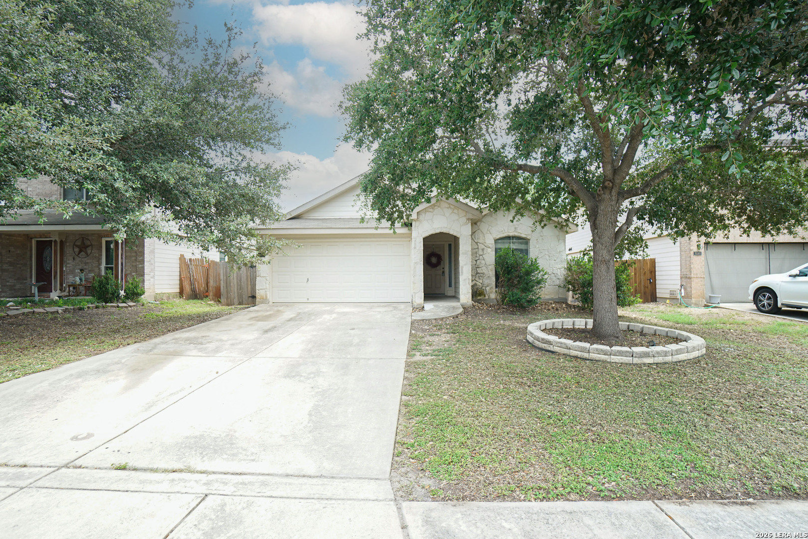 9045 Clearwood Path — photo