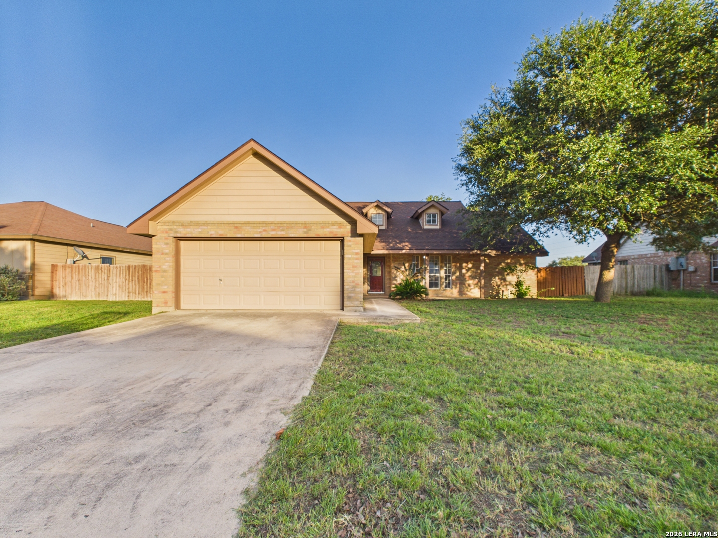 1125 Iris Crescent Drive — photo