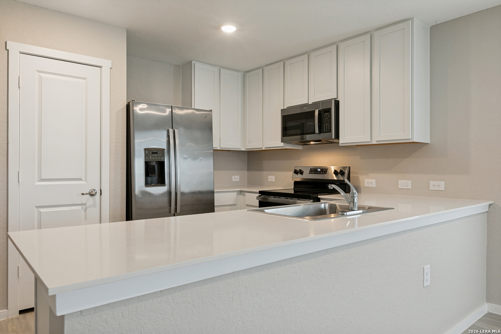 11838 Flying Aces Road, Von Ormy, TX 78073 — photo 3