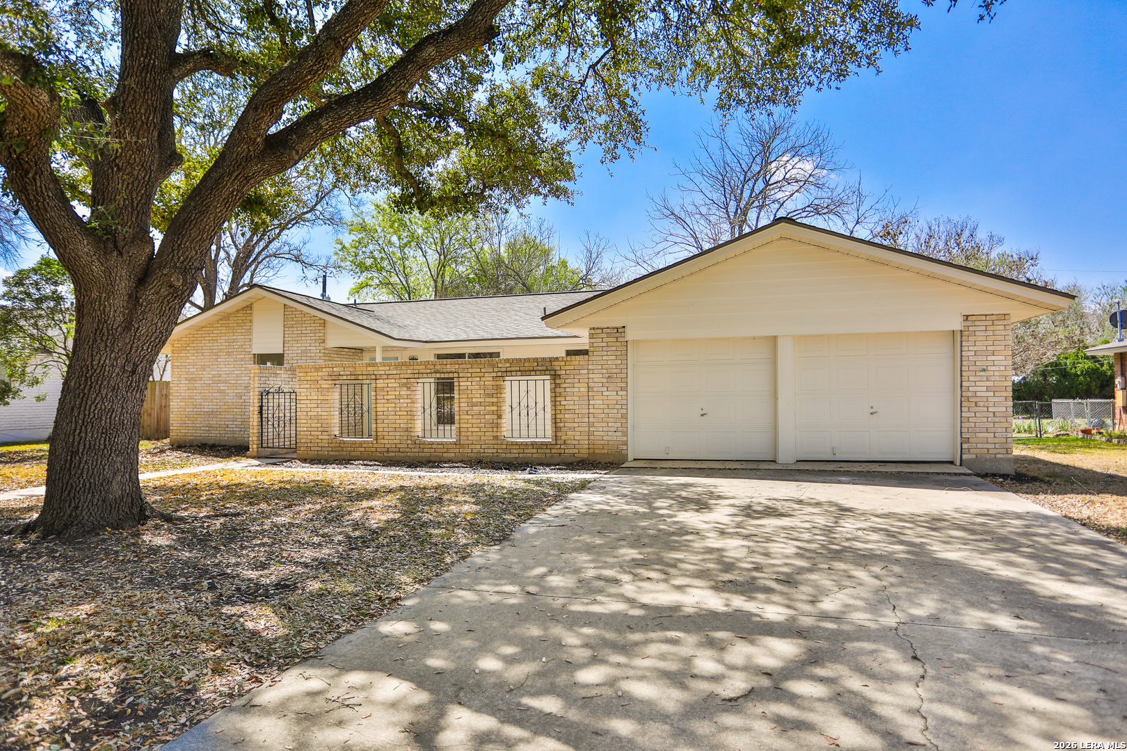 131 Creekside Drive — photo