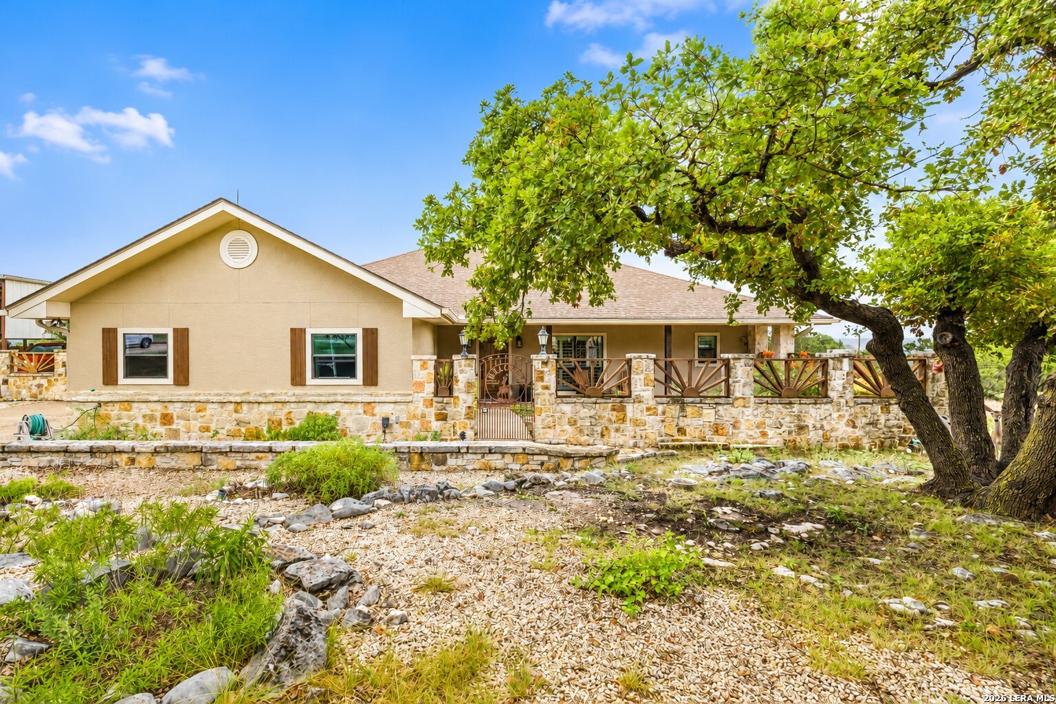 138 Ridge Rd W, Hunt, TX 78024
