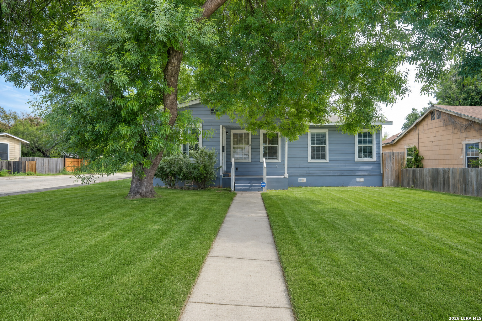 539 Lovera — photo