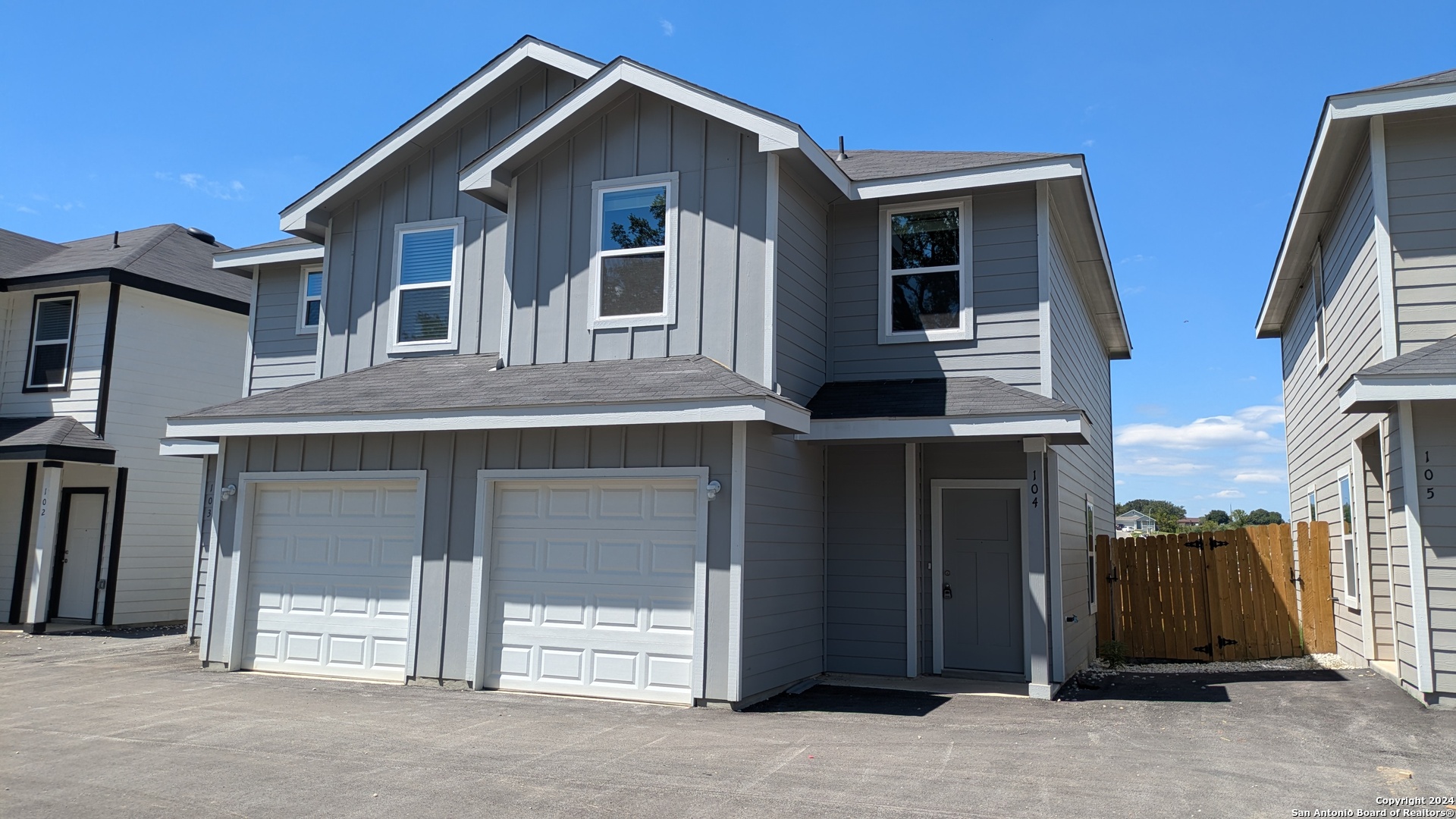 5330 Lisa Point 104 — photo