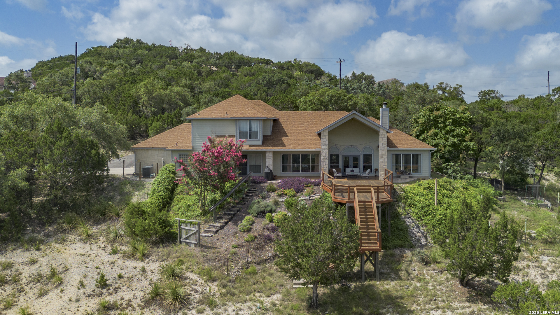 1114 Lakepark Drive — photo