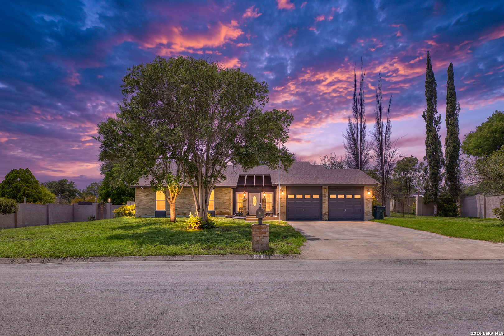 208 Echo Valley — photo