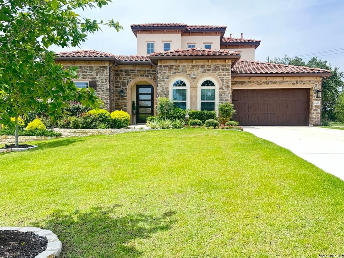 22427 Estacado — photo