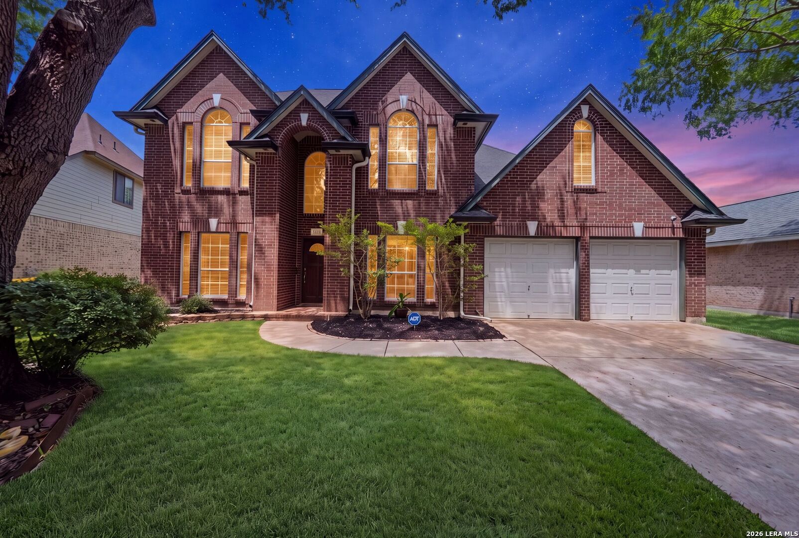 9347 Llano Verde — photo