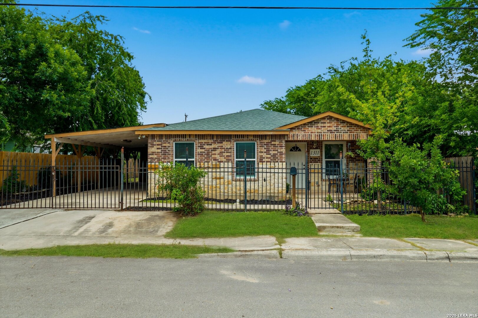 1311 Rivas Street — photo