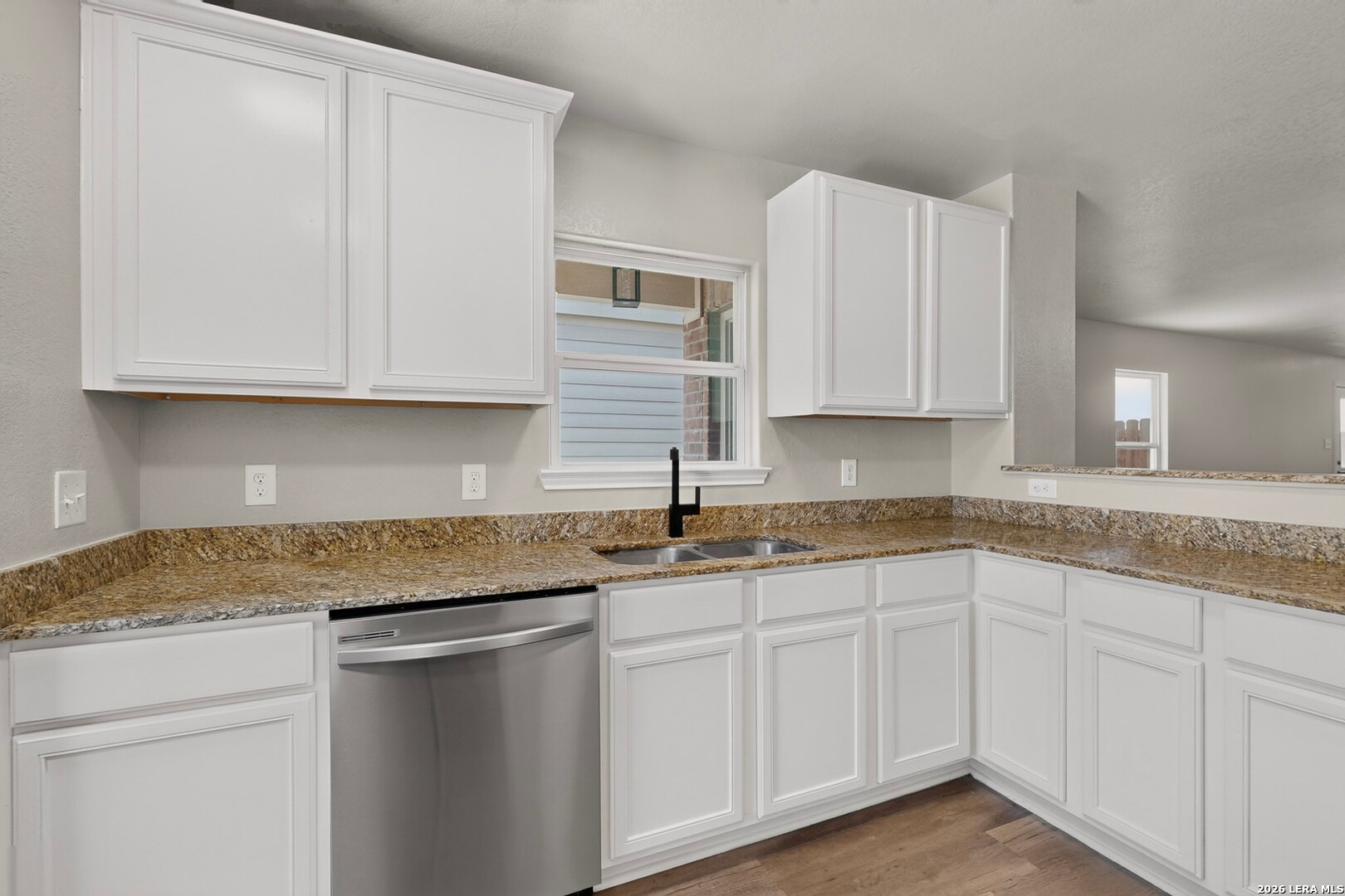 15018 Silver Tree, Von Ormy, TX 78073 — photo 3