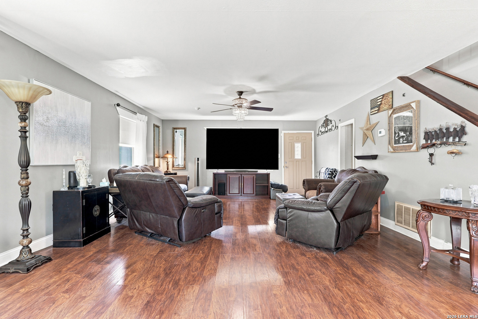 9658 S Foster Road — photo