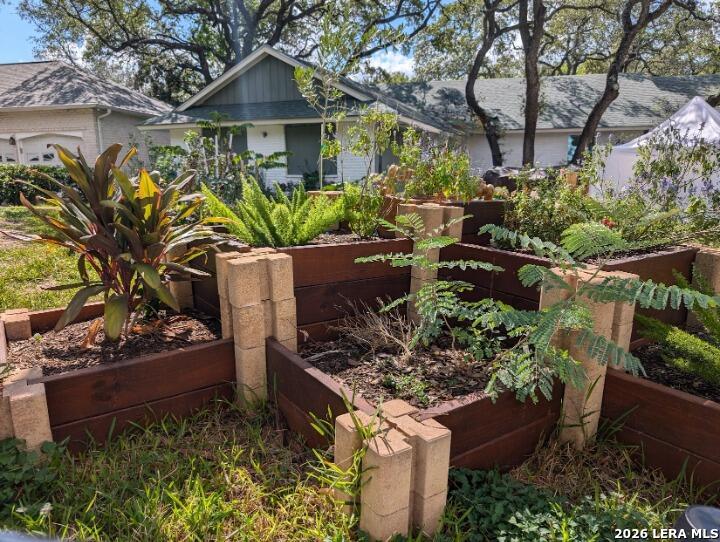 2818 Whisper Fawn Street — photo