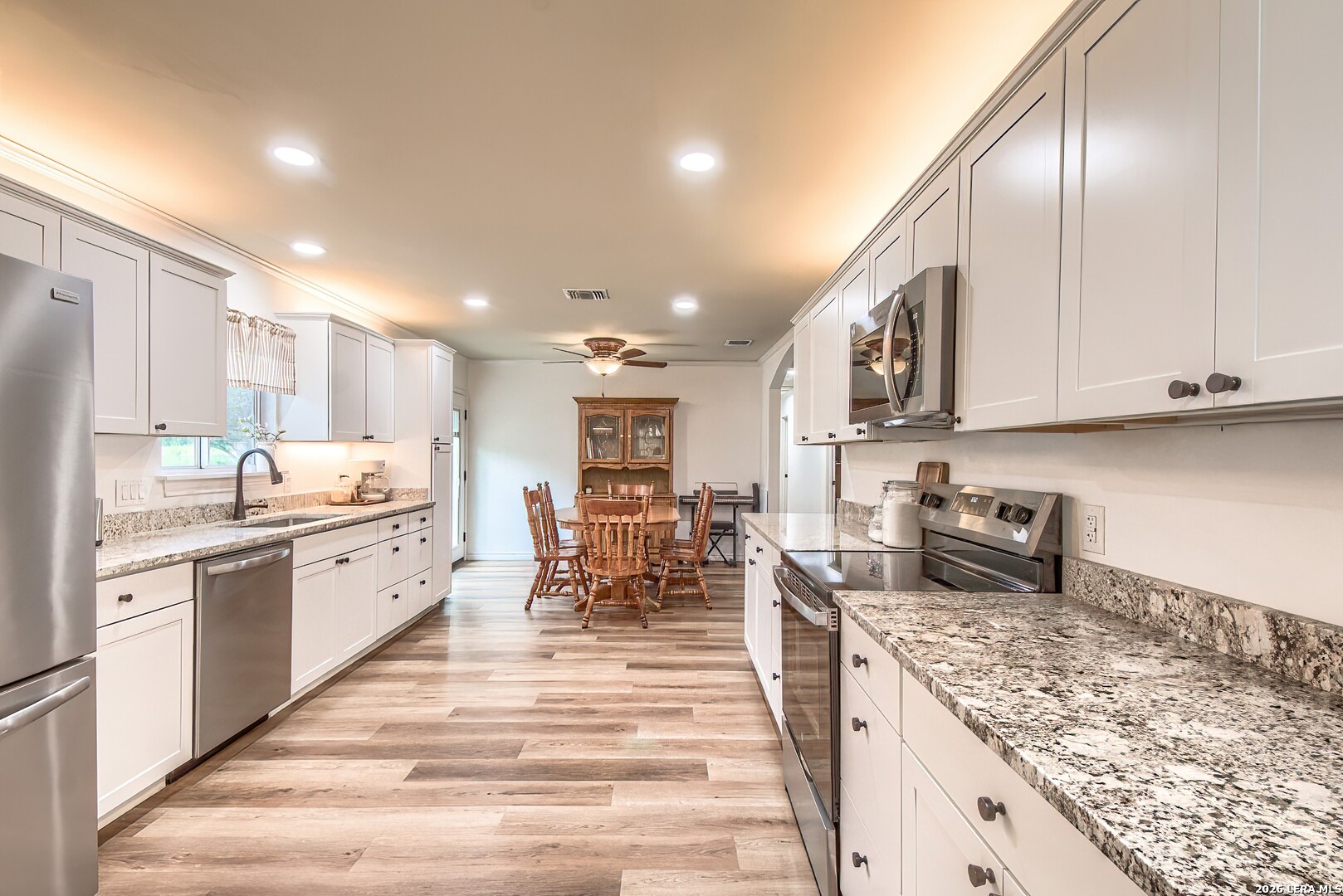 127 Hillcrest Drive — photo