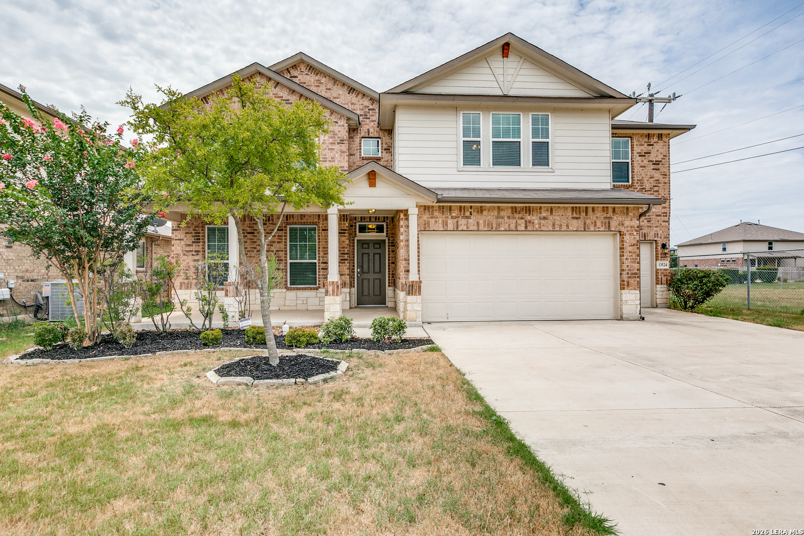13524 Mansfield Gate — photo