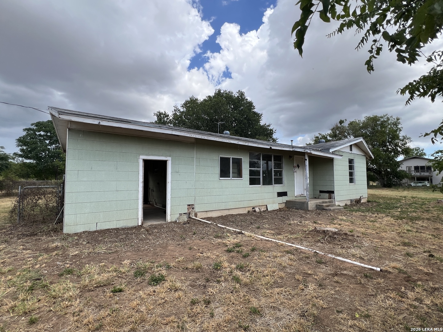 19930 Fm 463, Devine, TX 78016 — photo 2