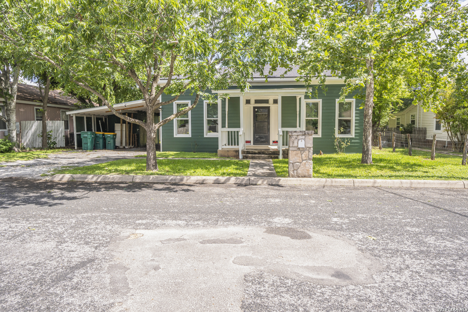 114 Short Street — photo