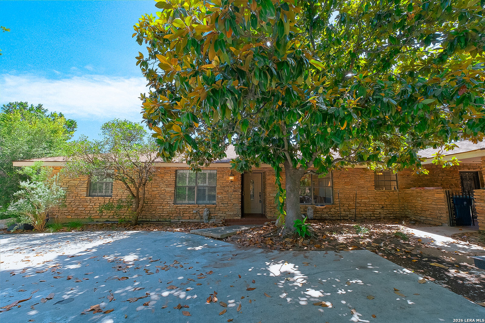 104 Braeburn Circle — photo