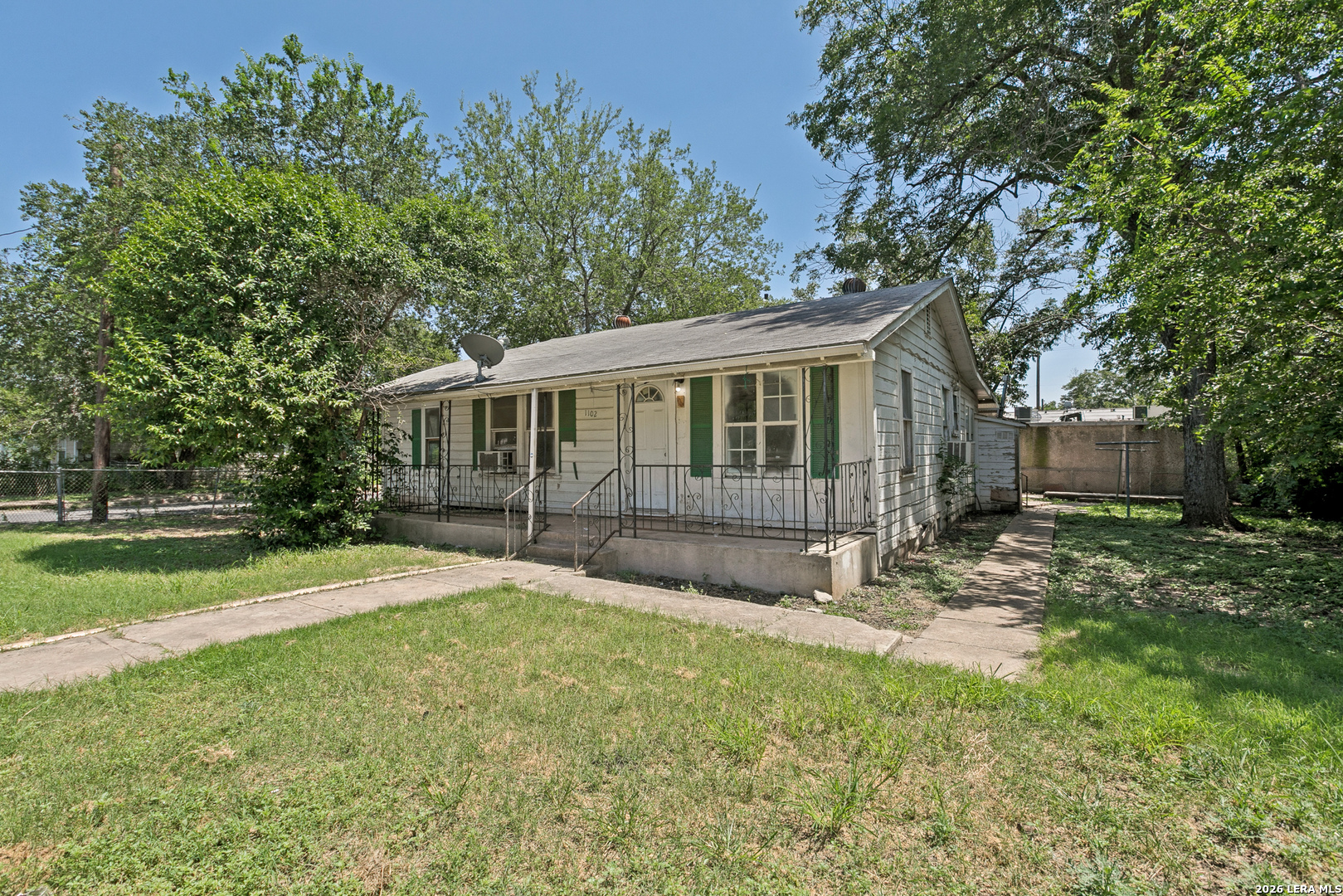 1102 Cecilia Street — photo