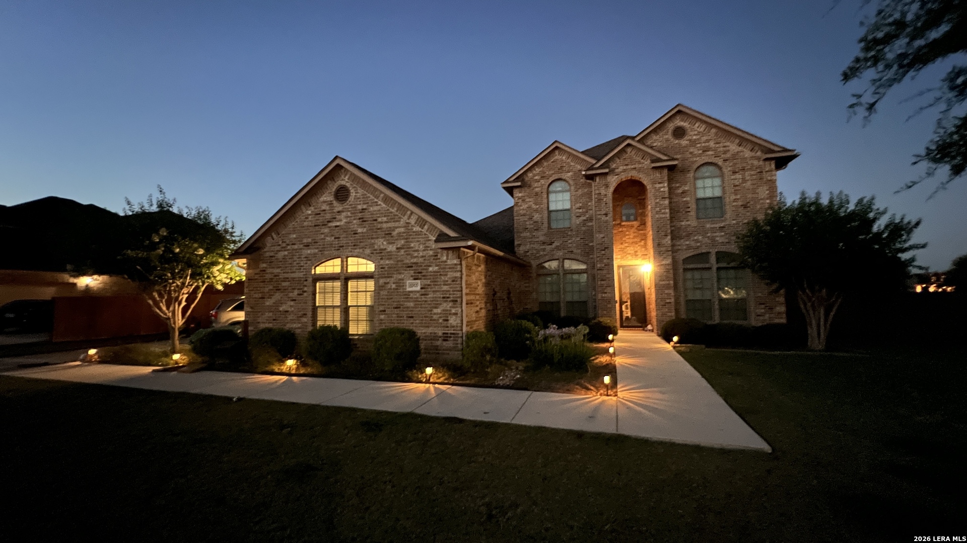 6909 Hallie Heights — photo