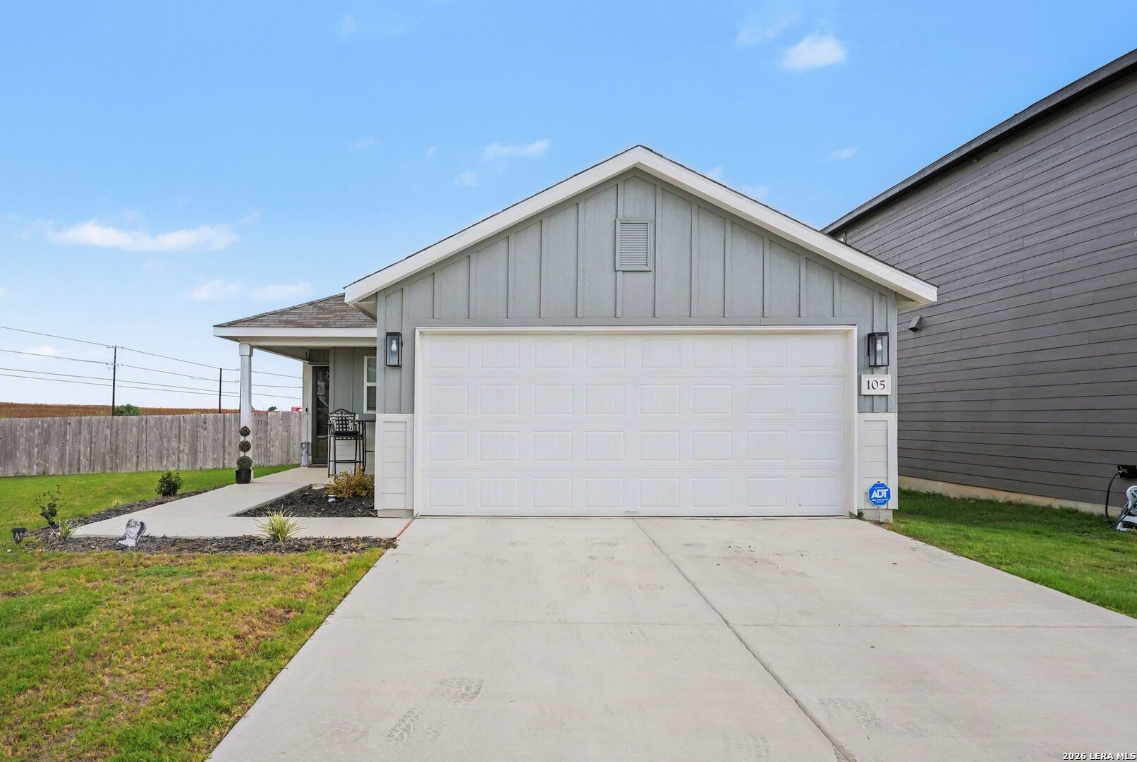 105 Twin Swan Drive — photo
