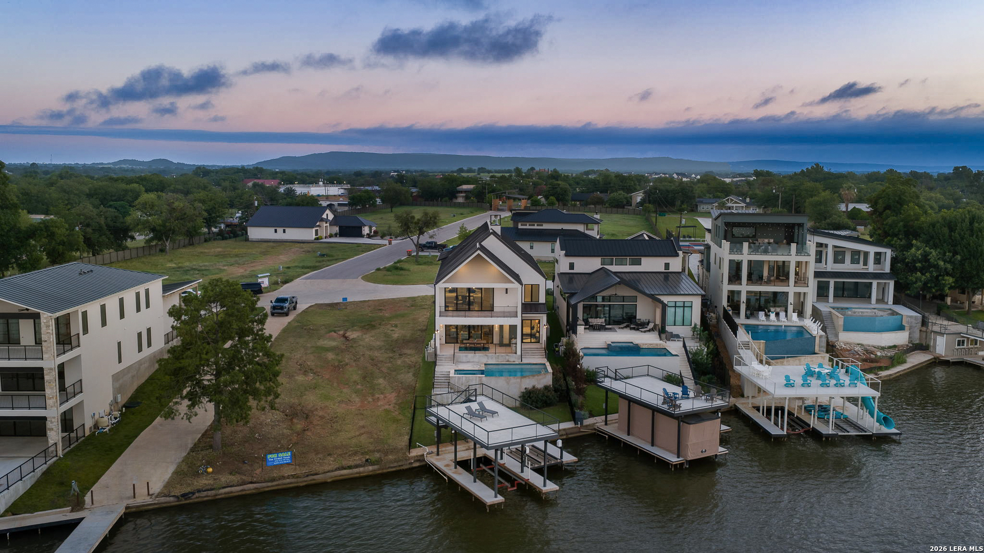 144 Riverfront Lane — photo