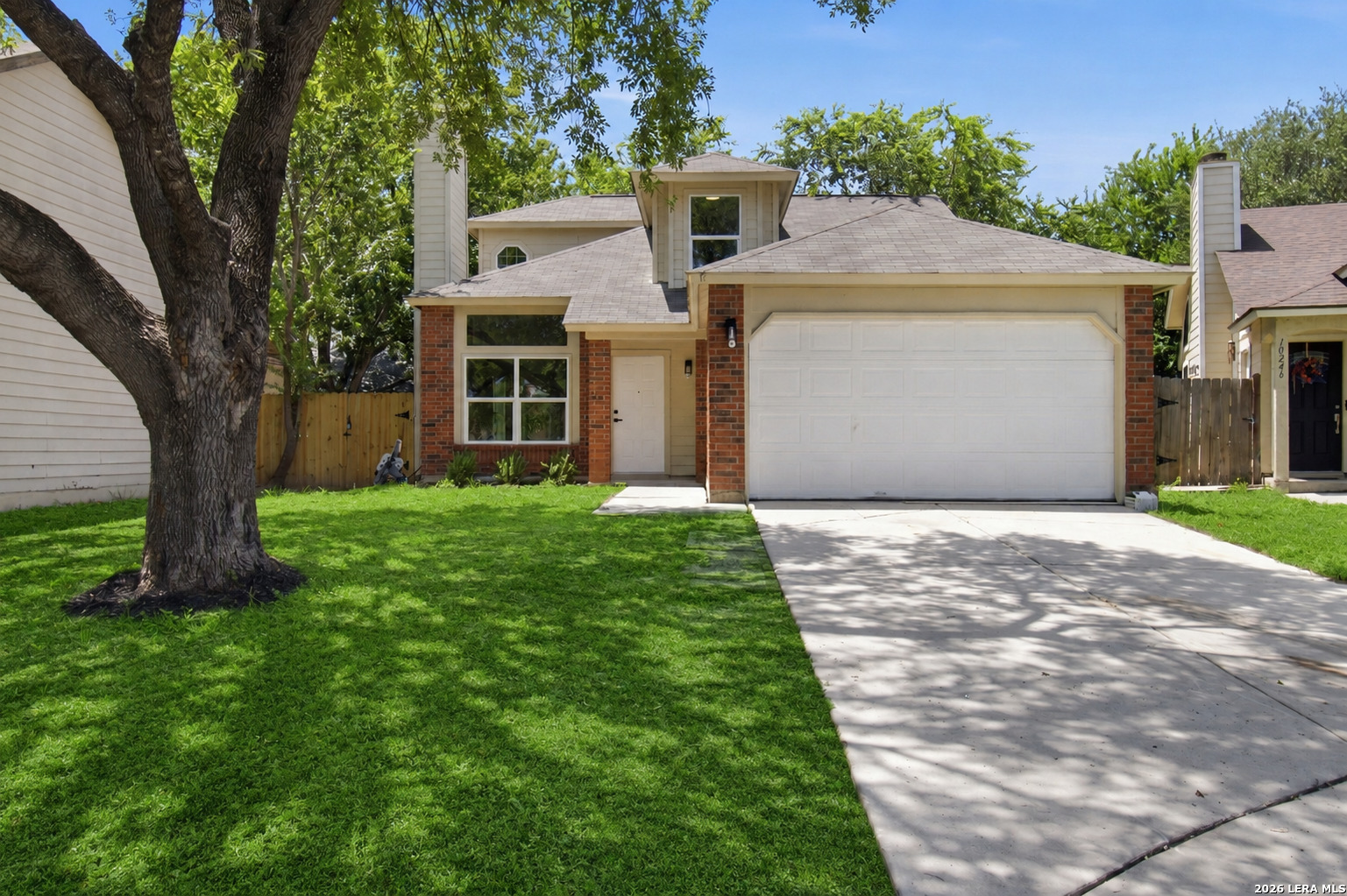 10242 Aurora Field Drive — photo