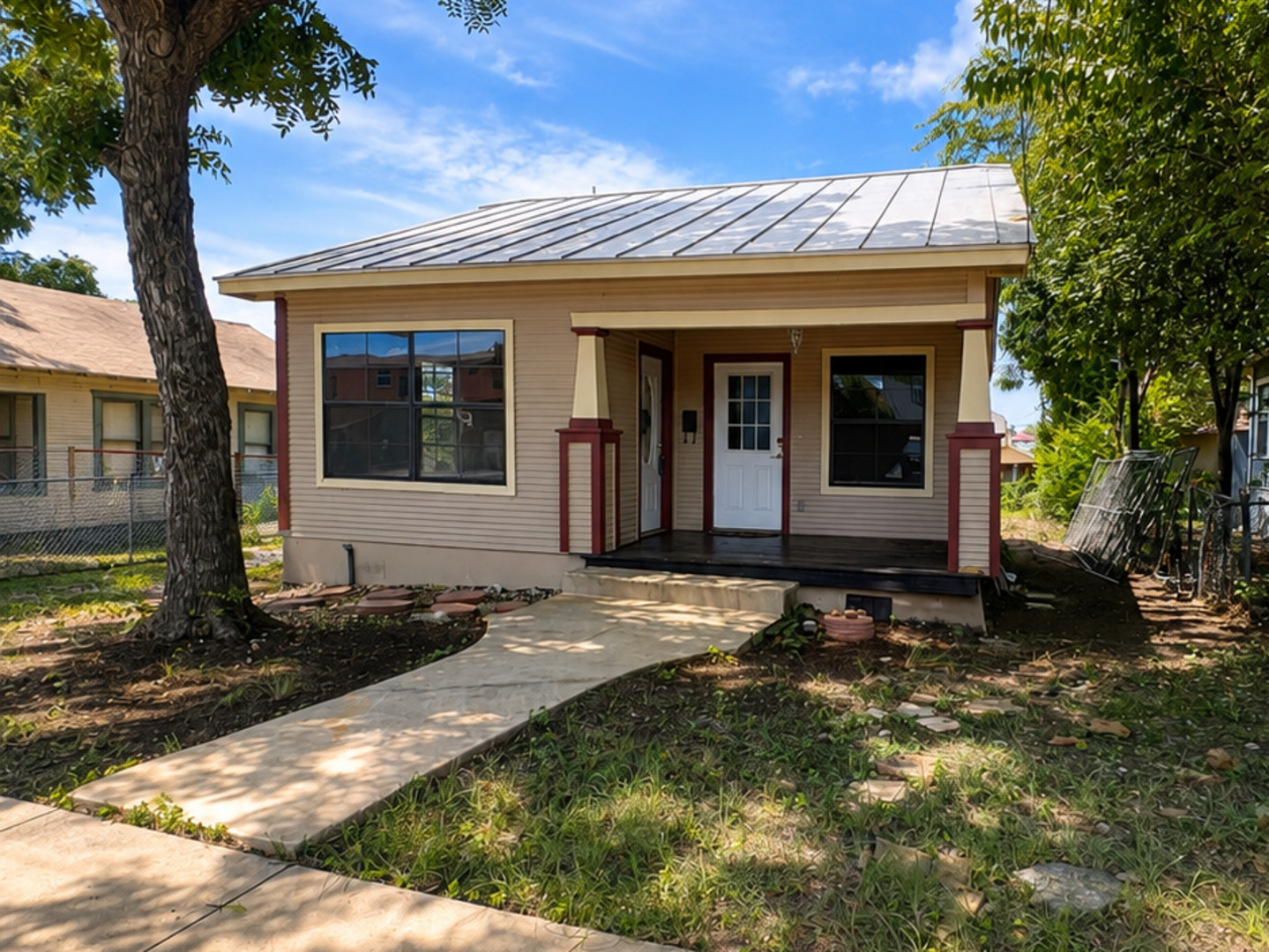 821 E Josephine Street — photo