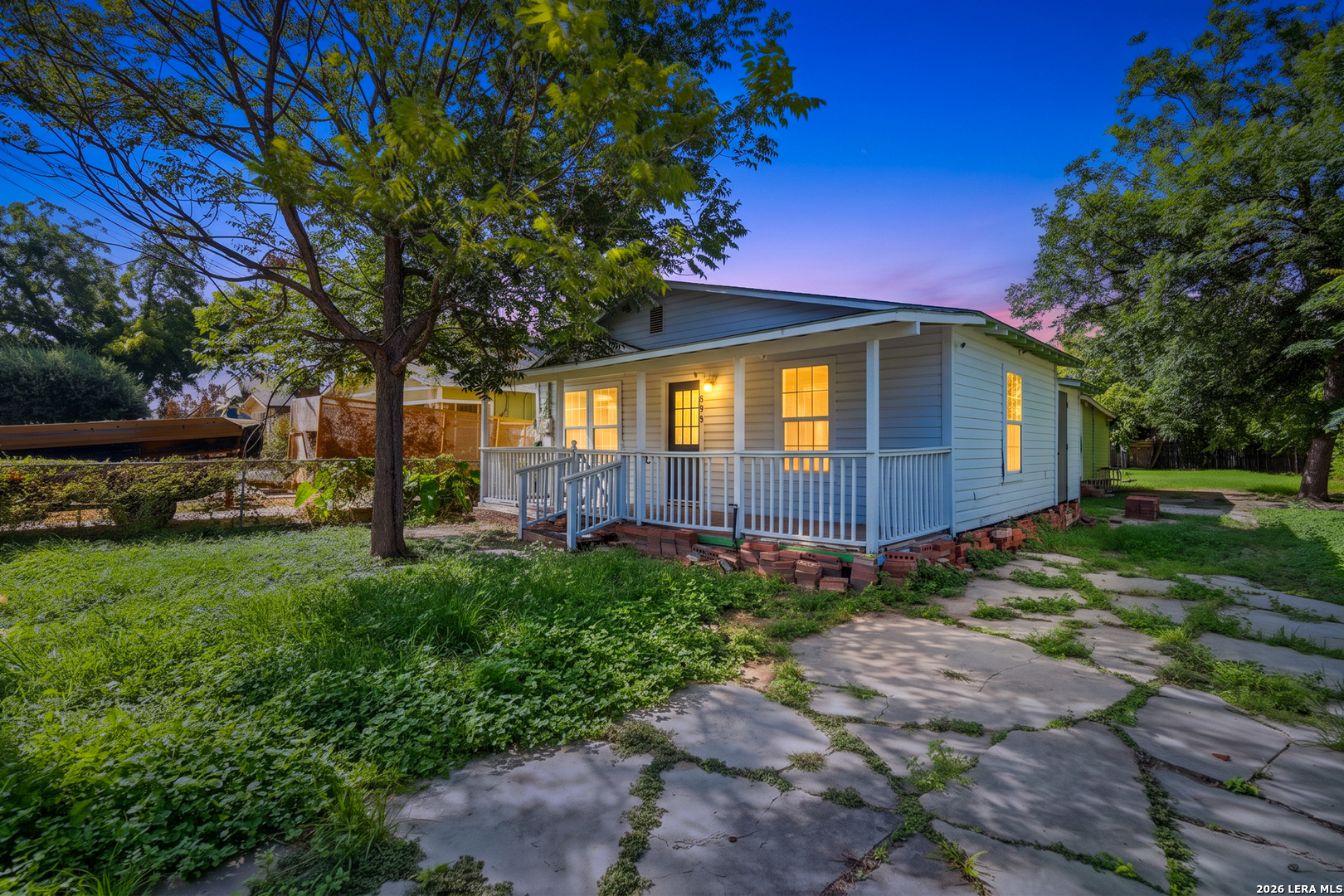 236 E Baylor Street — photo