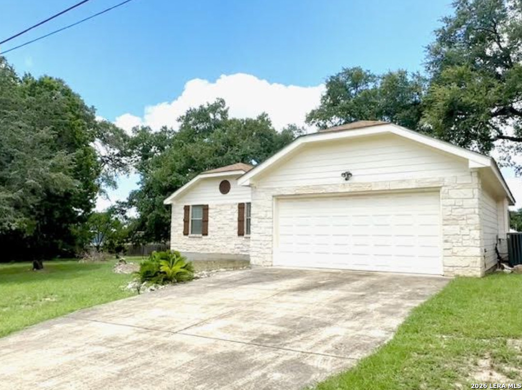 741 Lookout Drive — photo