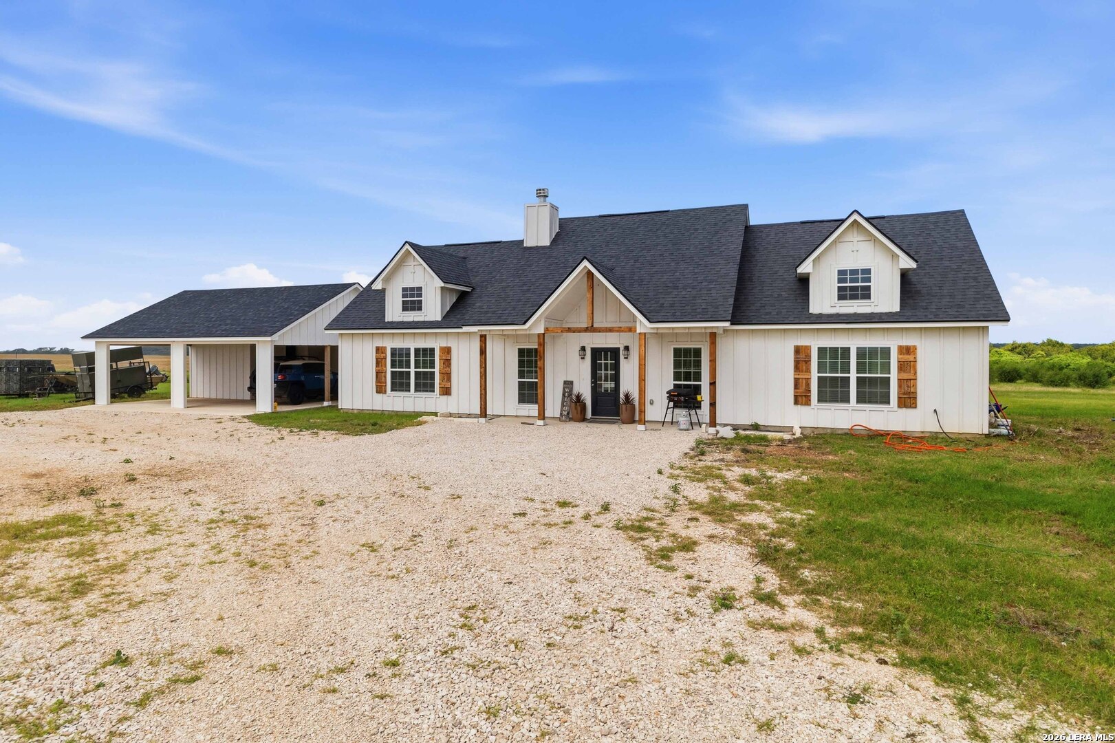 2194 S Ranch Rd 187 — photo