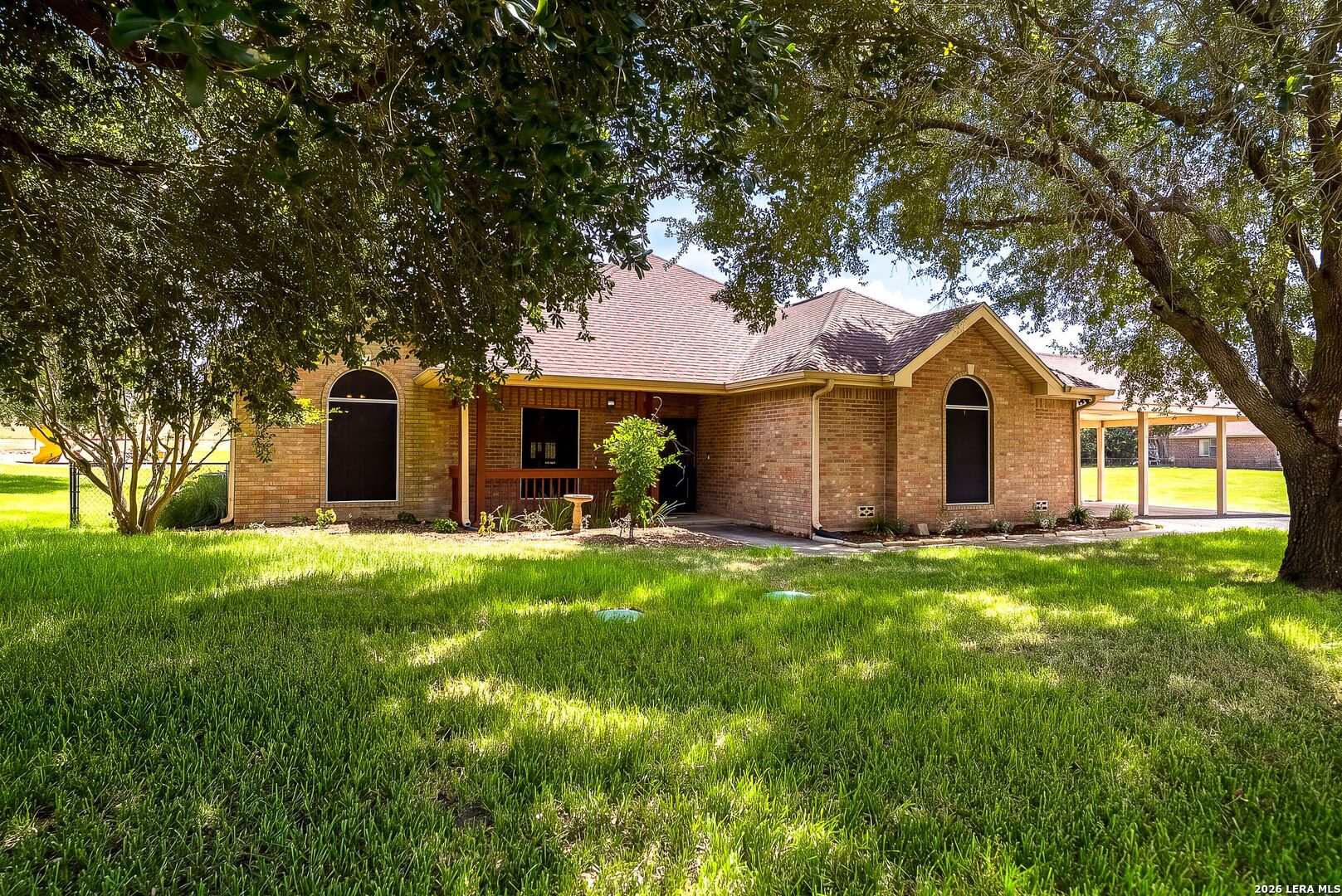 516 Lake Valley Drive — photo