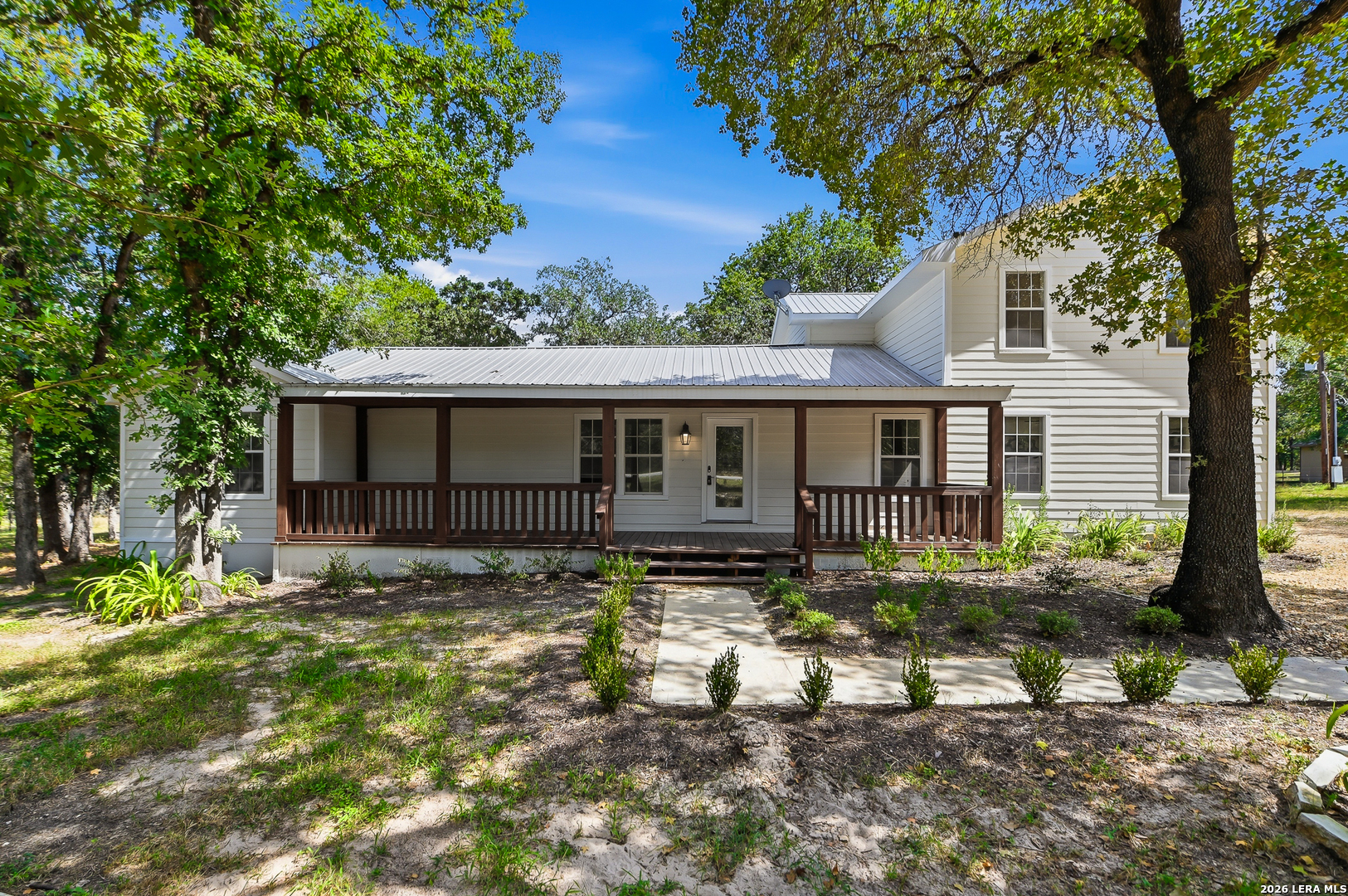 241 Oak Hollow Drive — photo