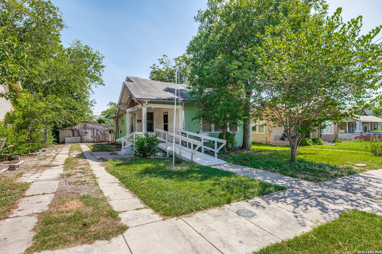 1610 W Craig Place — photo