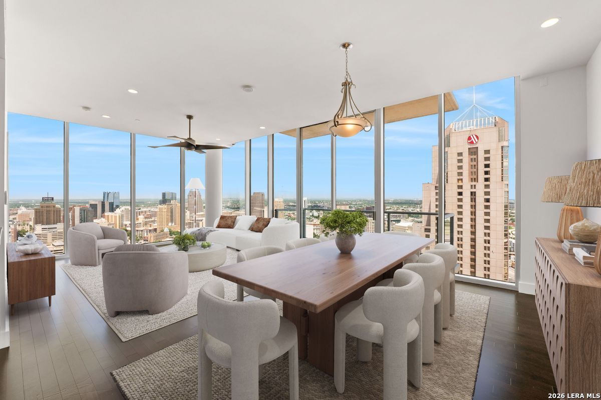 610 E Market Street 2708 — photo