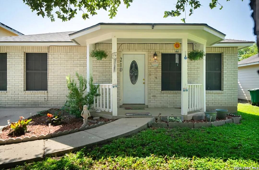 210 Catherine — photo