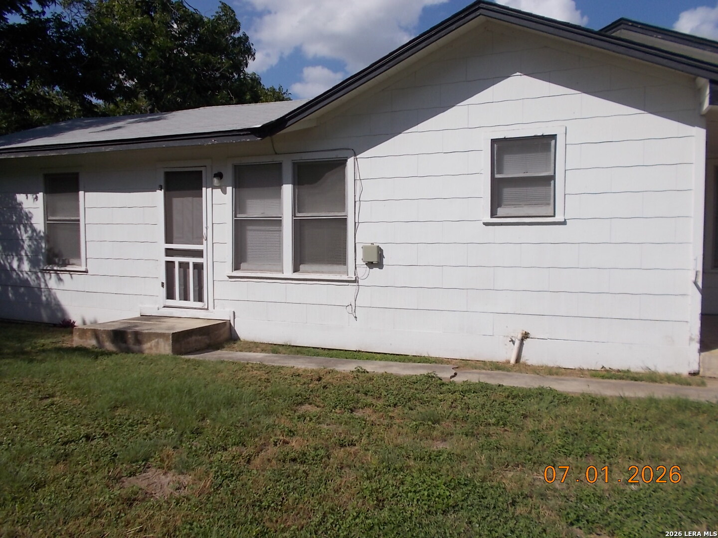 515 1/2 Wright Avenue, Schertz, TX 78154 — photo 2